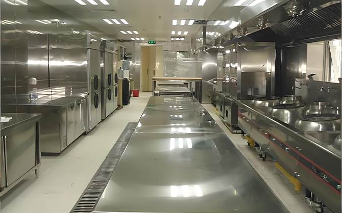 商用消毒柜的使用注意事項