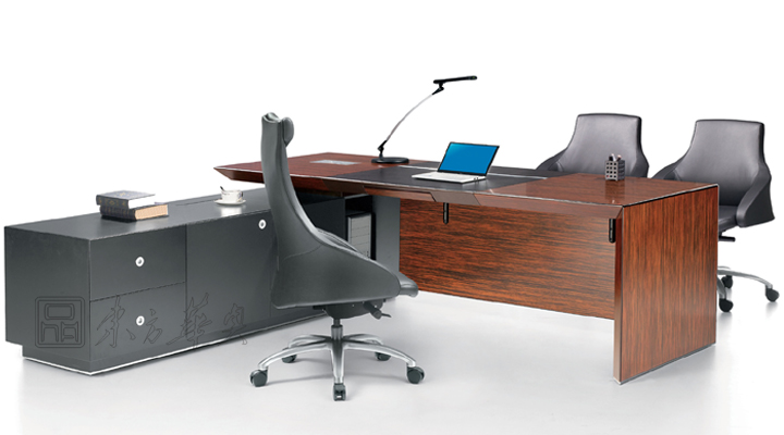 經(jīng)典大班臺(tái)