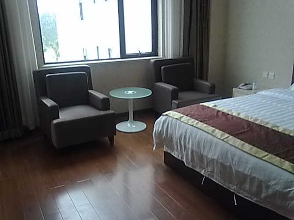 河南萬(wàn)眾集團(tuán)辦公家具工程案例展示