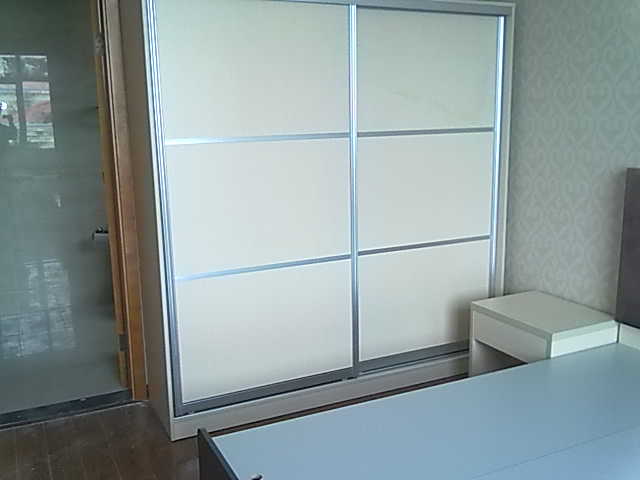 河南萬(wàn)眾集團(tuán)辦公家具工程案例展示