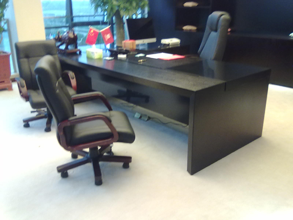 河南萬(wàn)眾集團(tuán)辦公家具工程案例展示