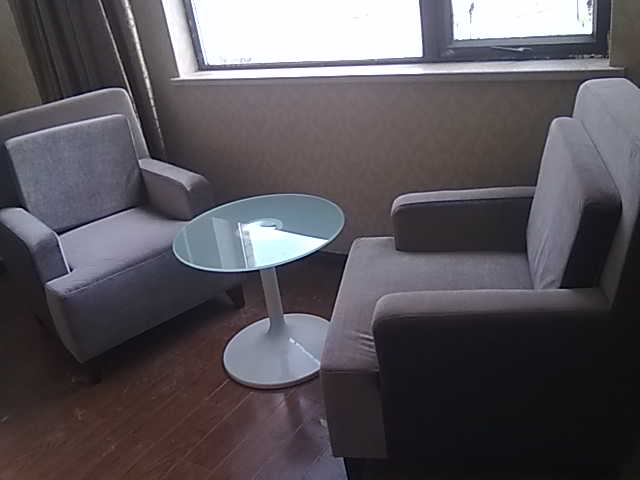 河南萬(wàn)眾集團(tuán)辦公家具工程案例展示